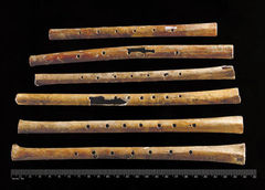 Image from [Zhang 1999], 3rd flute from the top.